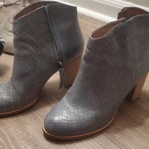 Zip up ankle boots